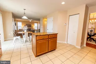 13400 Oaklands Manor Dr, Laurel, MD 20708 - Photo 14