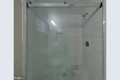 6022 Lucente Avenue, Suitland, MD 20746 - Photo 12