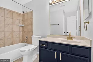 7202 Redwood Branch Ct, Clinton, MD 20735 - Photo 16