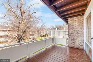 529 Wilson Bridge Dr, Oxon Hill, MD 20745 - Photo 18