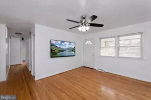 8110 Phelps Pl, District Heights, MD 20747 - Photo 4