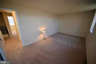 1825 Village Green Dr, Hyattsville, MD 20785 - Photo 22