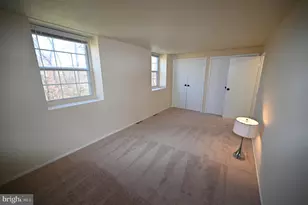 1825 Village Green Dr, Hyattsville, MD 20785 - Photo 20