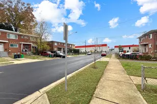 610 Hampton Dr, Oxon Hill, MD 20745 - Photo 16