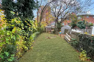 610 Hampton Dr, Oxon Hill, MD 20745 - Photo 14