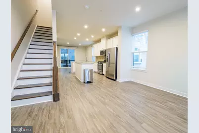 2828 Arts Boulevard, Suitland, MD 20746 - Photo 2