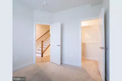 2828 Arts Boulevard, Suitland, MD 20746 - Photo 20