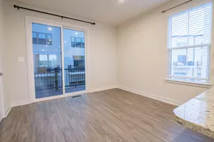 2828 Arts Blvd, Suitland, MD 20746 - Photo 4