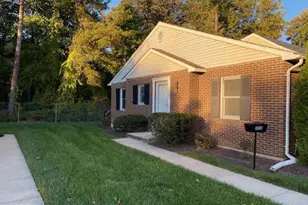 15116 Laurel Oaks Ln, Laurel, MD 20707 - Photo 2