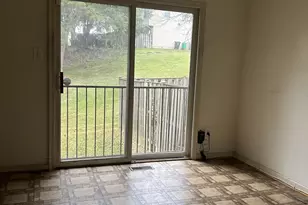 2024 S Anvil Ln, Temple Hills, MD 20748 - Photo 4