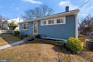 4803 Stockton Ln, Hyattsville, MD 20784 - Photo 2