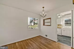 4803 Stockton Ln, Hyattsville, MD 20784 - Photo 10