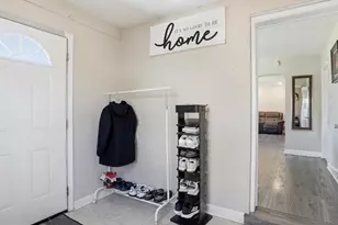 16115 Holly Dr, Waldorf, MD 20601 - Photo 6