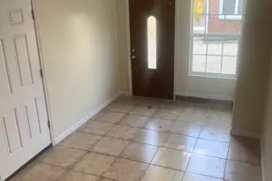 6417 Knollbrook Dr, Hyattsville, MD 20783 - Photo 2