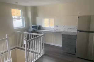 6417 Knollbrook Dr, Hyattsville, MD 20783 - Photo 14