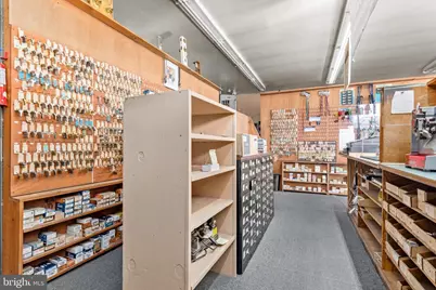 4500 Queensbury, Riverdale, MD 20737 - Photo 16