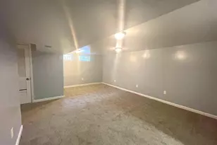 5028 Roseld Ct, Oxon Hill, MD 20745 - Photo 12