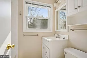 16005 Pennant Ln, Bowie, MD 20716 - Photo 52