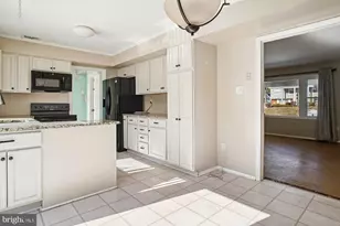 16005 Pennant Ln, Bowie, MD 20716 - Photo 30