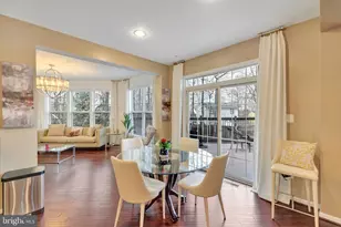 2710 Swann Wing Ct, Glenarden, MD 20706 - Photo 16