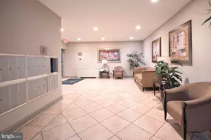 5601 Parker House Terrace, Hyattsville, MD 20782 - Photo 4