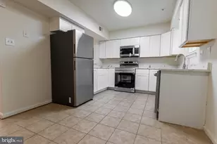 1739 Countrywood Ct, Landover, MD 20785 - Photo 4