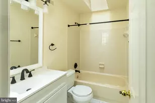 1739 Countrywood Ct, Landover, MD 20785 - Photo 12