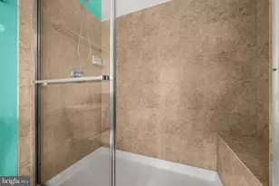 109 Gray St, Capitol Heights, MD 20743 - Photo 16