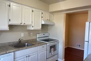 5605 Kolb, Capitol Heights, MD 20743 - Photo 6