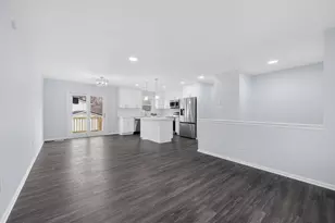 201 Royal Oak Cir, Hyattsville, MD 20785 - Photo 8