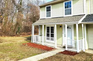 14412 Marlborough Dr, Upper Marlboro, MD 20772 - Photo 2