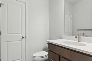 608 Catamaran Wy, National Harbor, MD 20745 - Photo 28