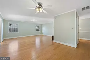 12707 Beaverdale Ln, Bowie, MD 20715 - Photo 10