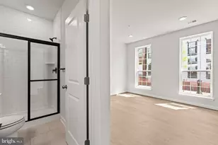 623 Trimaran Wy, Oxon Hill, MD 20745 - Photo 6