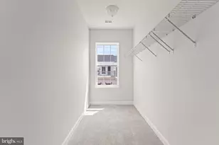 623 Trimaran Wy, Oxon Hill, MD 20745 - Photo 24