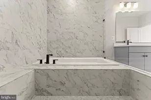 623 Trimaran Wy, Oxon Hill, MD 20745 - Photo 30