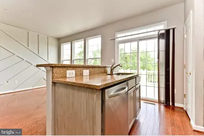 8315 Gibbs Way, Landover, MD 20785 - Photo 16