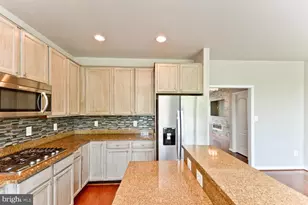 8315 Gibbs Way, Landover, MD 20785 - Photo 20