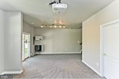 8315 Gibbs Way, Landover, MD 20785 - Photo 36