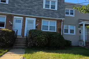 2754 Iverson St, Temple Hills, MD 20748 - Photo 2