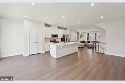 201 Garrett A Morgan Boulevard, Hyattsville, MD 20785 - Photo 8