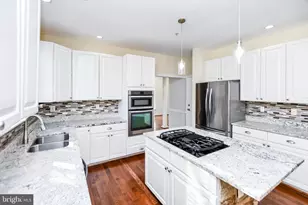 12003 Manchester Way, Bowie, MD 20720 - Photo 32