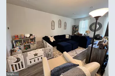 4901 Crest View Drive, Hyattsville, MD 20782 - Photo 14