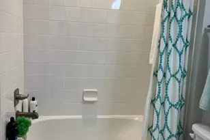 4901 Crest View Dr, Hyattsville, MD 20782 - Photo 4