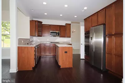 5906 Hunt Weber Drive, Clinton, MD 20735 - Photo 8