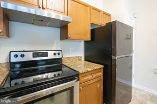 3114 Irma Ct, Suitland, MD 20746 - Photo 4