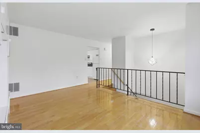 4904 Hollywood Road, College Park, MD 20740 - Photo 6