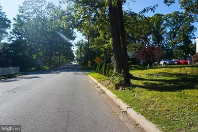 4904 Hollywood Road, College Park, MD 20740 - Photo 30