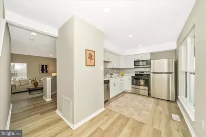 7411 Shady Glen Terrace, Capitol Heights, MD 20743 - Photo 4