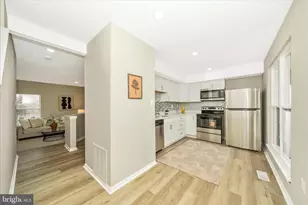 7411 Shady Glen Terrace, Capitol Heights, MD 20743 - Photo 4